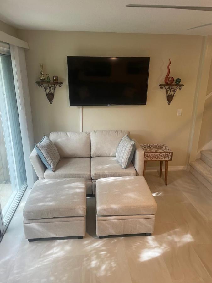 Coastal Townhome In Jupiter 1 Mile To Beach! Exterior foto