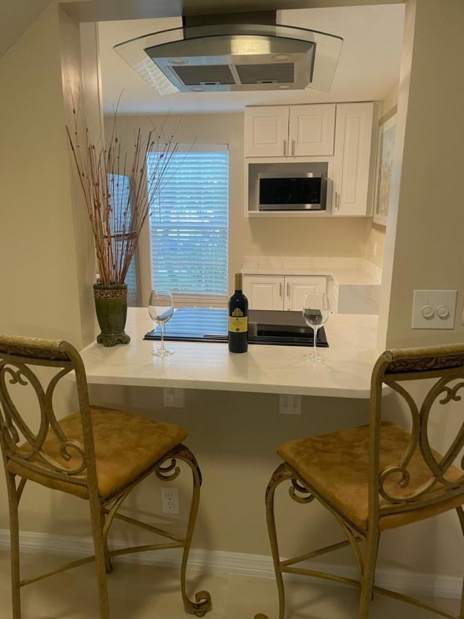 Coastal Townhome In Jupiter 1 Mile To Beach! Exterior foto